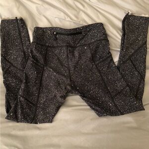 Lululemon Tight Stuff II Splatter 7/8 Leggings Size 4